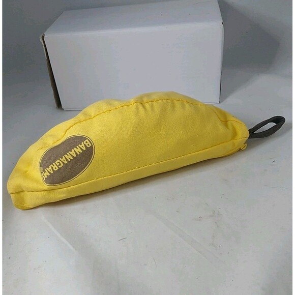 Bananagrams Tile Game Set Family Game Night COMPLETE - Picture 7 of 11